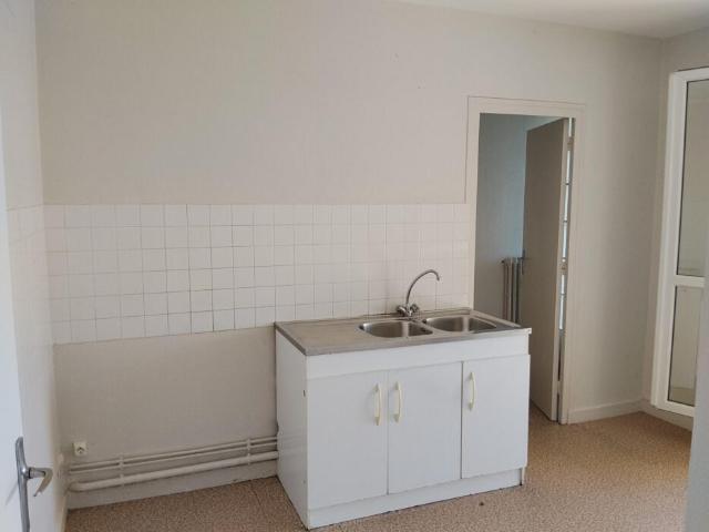 Location Appartement Grande Rue, Mézériat