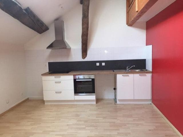 Location Appartement Grande Rue de la Halle, Crémieu