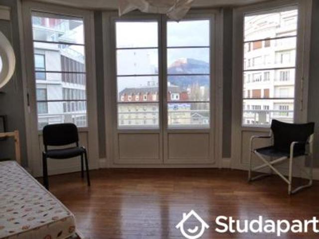 location appartement grenoble 1 pièce 16 m2 isere 38000 419 € / mois