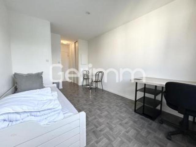 location appartement grenoble 1 pièce 17 m2 isere 38000 435 € / mois