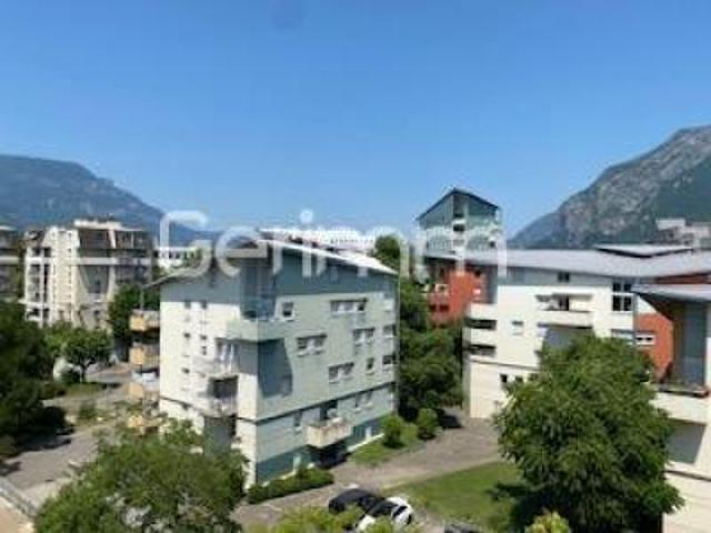 location appartement grenoble 1 pièce 18 m2 isere 38000 456 € / mois
