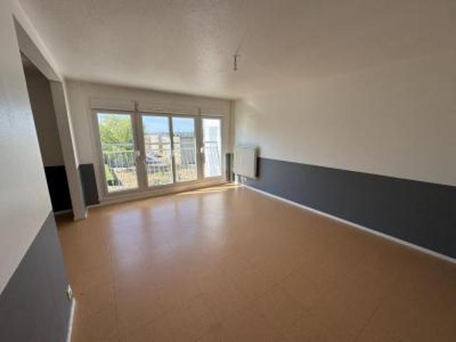location appartement gueugnon 4 pièces 76 m2 saone et loire 71130 490 € / mois