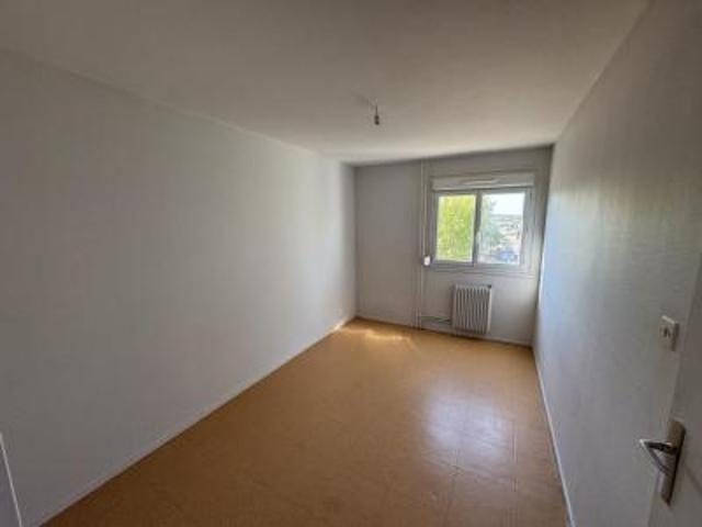 location appartement gueugnon 2 pièces 48 m2 saone et loire 71130 371 € / mois