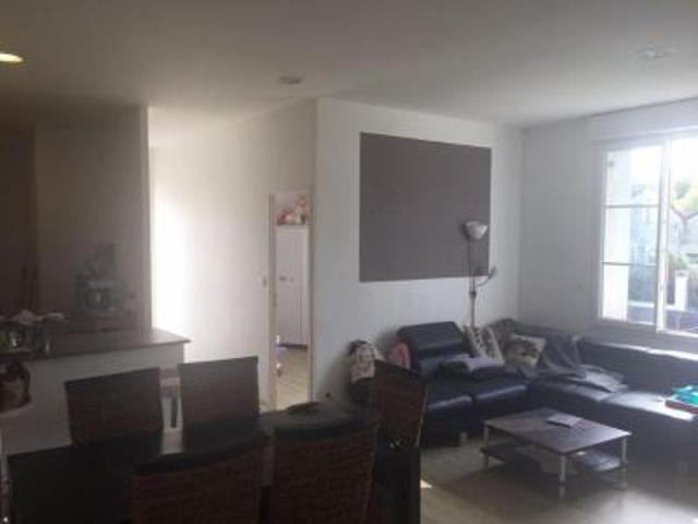 location appartement guitres 3 pièces 70 m2 gironde 33230 650 € / mois