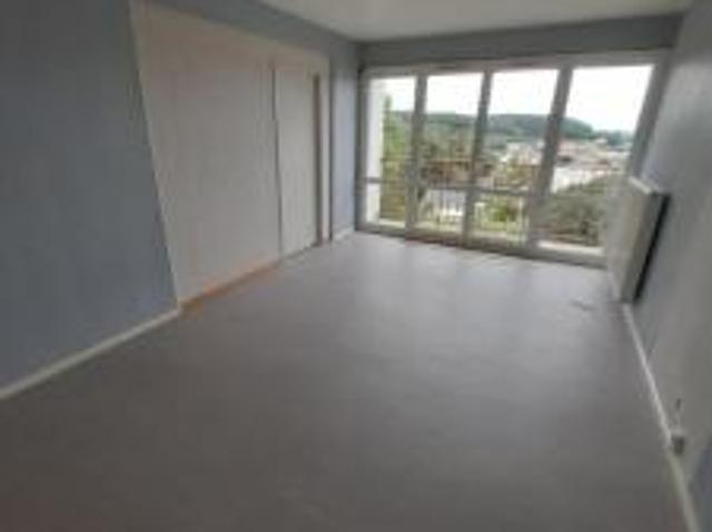 location appartement hericourt 5 pièces 94 m2 haute saone 70400 550 € / mois