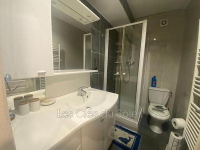 location appartement hyeres 2 pièces 31 m2 var 83400 720 € / mois