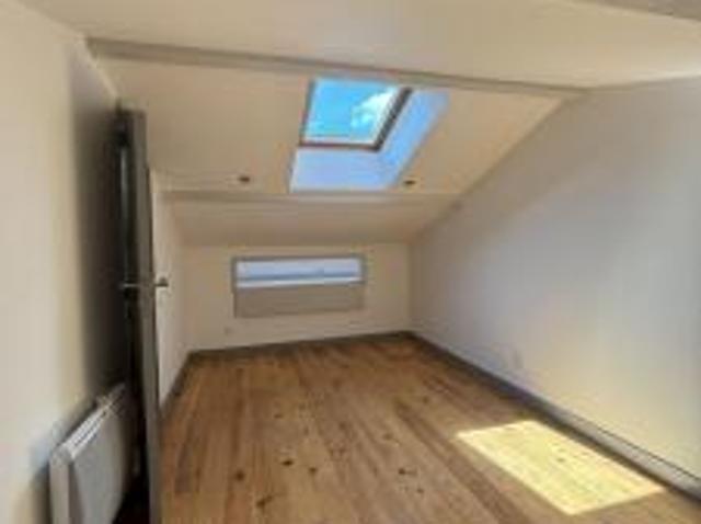location appartement hyper centre 4 pièces 75 m2 pyrenees atlantiques 64000 965 €