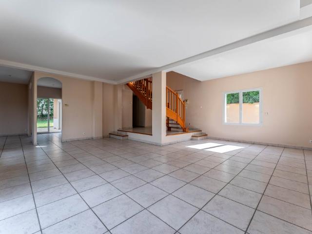 Location Appartement Impasse du Platane, Francheville