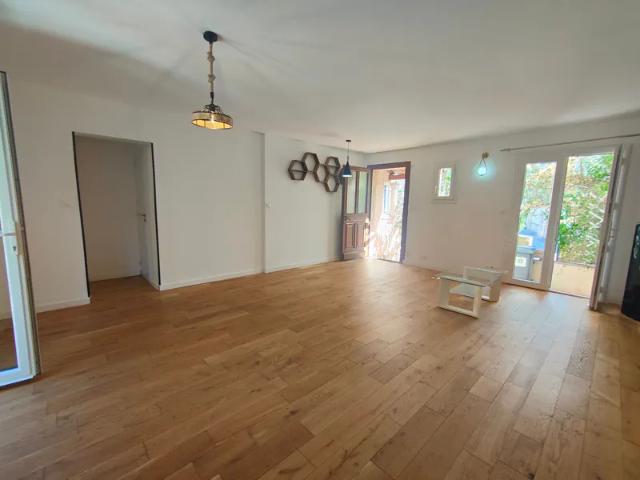 Location Appartement Impasse des Bonnes Herbes, Toulon