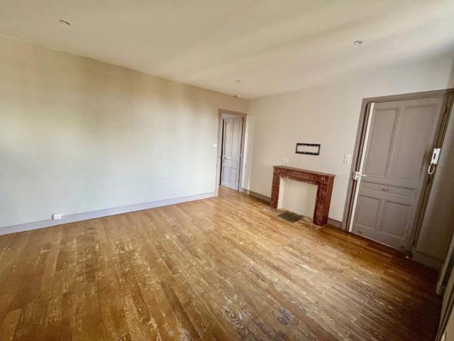 Location Appartement Impasse Honoré de Balzac, Mably
