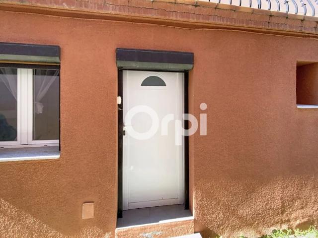 Location Appartement Rue de la Clé des Champs, Prades