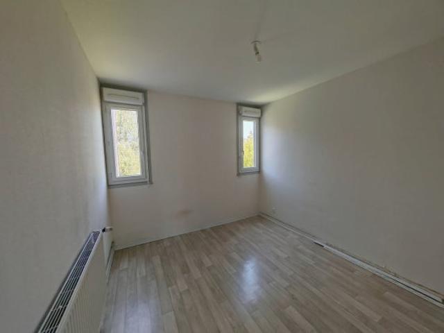 Location Appartement Impasse Raimu, Montceau les Mines