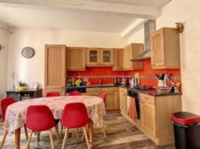 location appartement isle sur la sorgue 1 pièce 12 m2 vaucluse 84800 500 € / mois