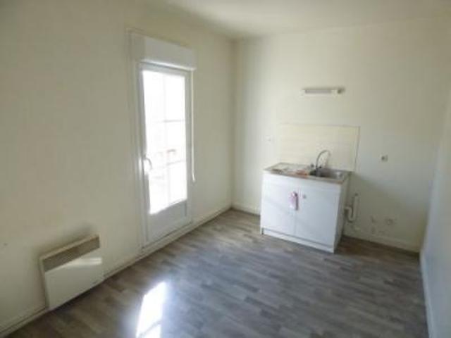 location appartement ivoy le pre 3 pièces 70 m2 cher 18380 496 € / mois