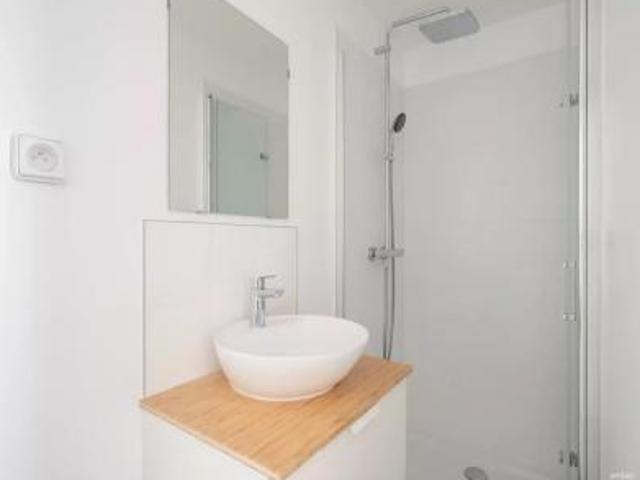 location appartement ivry sur seine 1 pièce 95 m2 val de marne 94200 900 € / mois