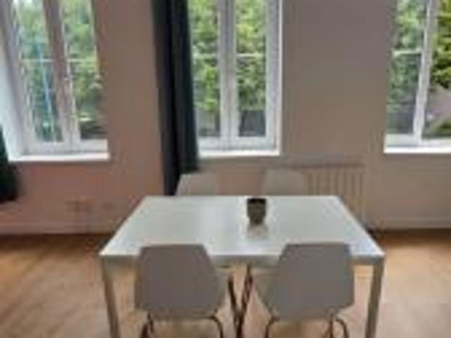 location appartement jardin botanique 1 pièce 22 m2 nord 59200 560 €