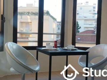 location appartement juan les pins 1 pièce 24 m2 alpes maritimes 06160 850 € / mois