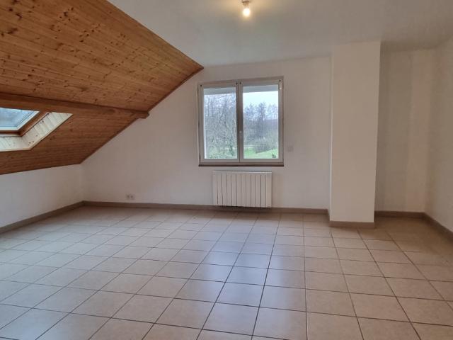 Location appartement Lantenne Vertière 6 pièces 120m² 740€ | Céline Marmet Immobilier