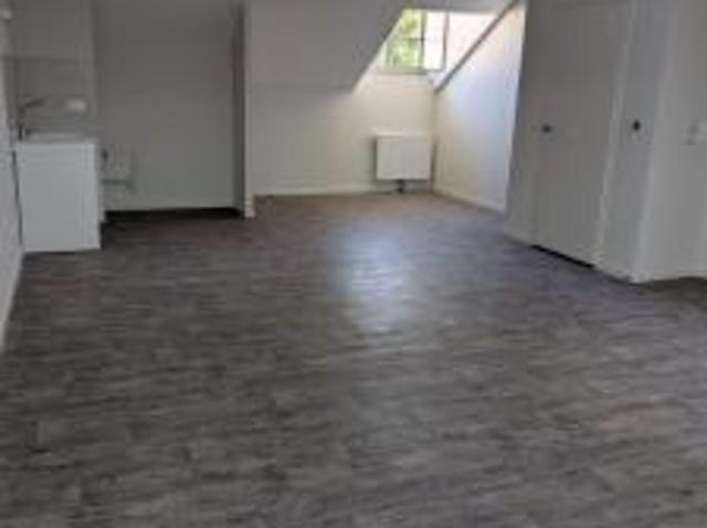 location appartement langres 2 pièces 67 m2 haute marne 52200 635 € / mois