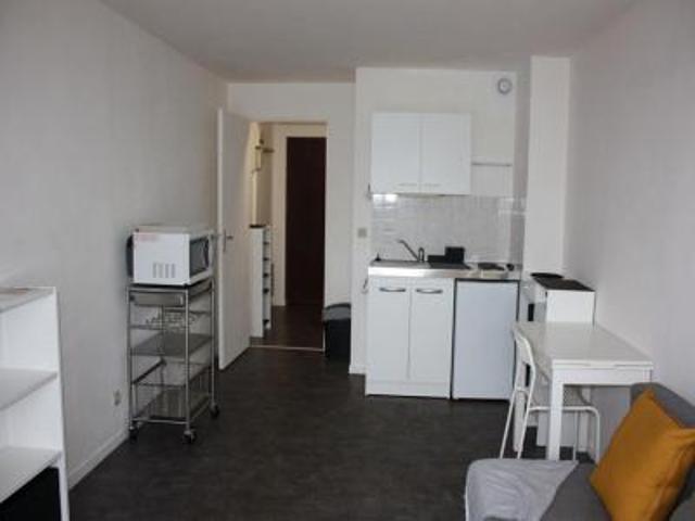 location appartement lardy 1 pièce 24 m2 essonne 91510 585 € / mois