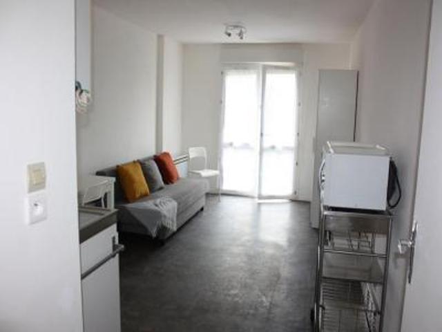 location appartement lardy 1 pièce 24 m2 essonne 91510 585 € / mois
