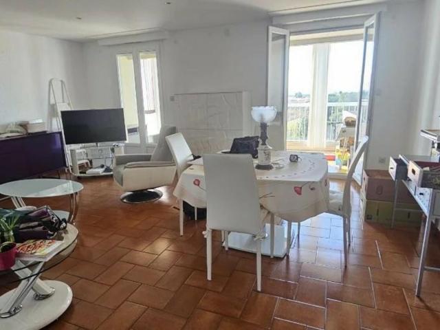 Location Appartement Le Cours, Saint Didier