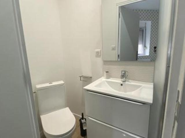location appartement lezennes 1 pièce 12 m2 nord 59260 550 € / mois
