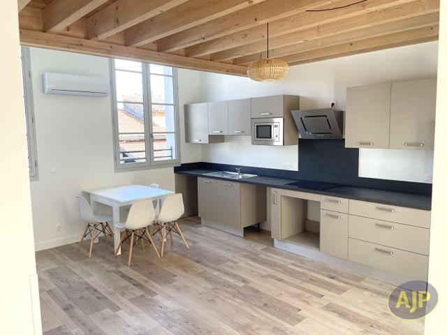 Location appartement Libourne: 730 € AJP Immobilier Libourne