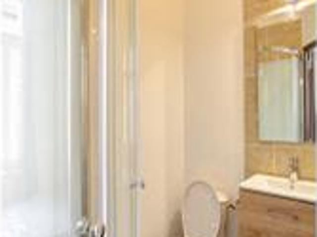 location appartement lille 4 pièces 67 m2 nord 59000 510 € / mois
