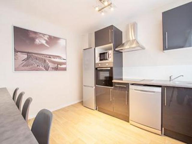 location appartement lille 6 pièces 107 m2 nord 59000 525 € / mois