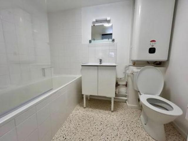 location appartement lille 1 pièce 17 m2 nord 59000 450 € / mois