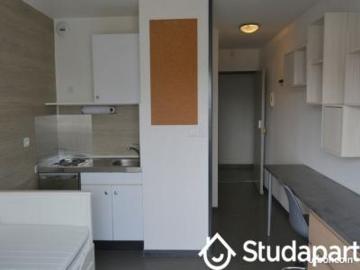 location appartement lille 1 pièce 18 m2 nord 59000 599 € / mois