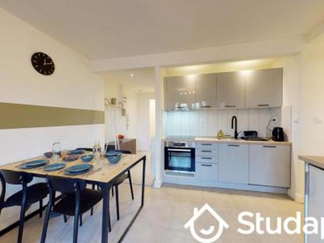 location appartement lille 1 pièce 10 m2 nord 59000 601 € / mois