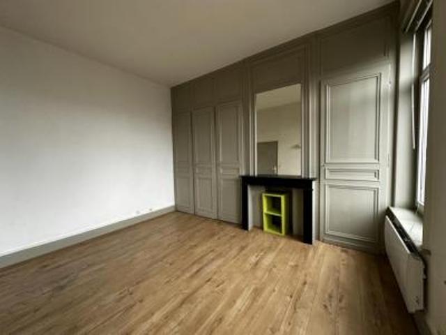 location appartement lille 1 pièce 24 m2 nord 59000 561 € / mois