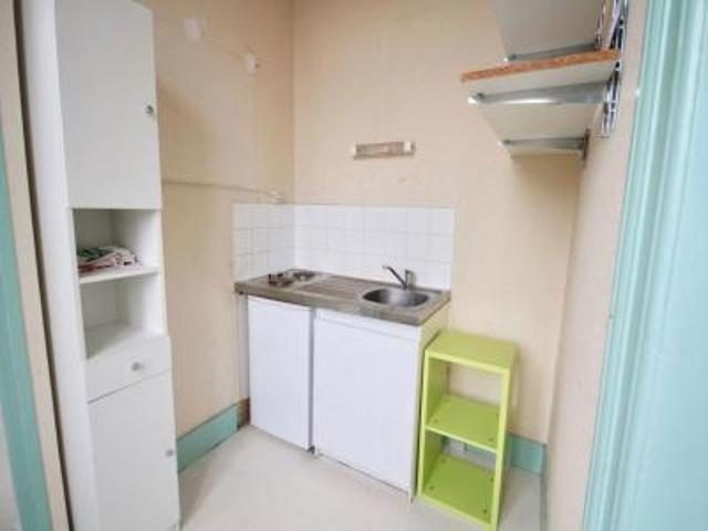 location appartement lille 1 pièce 24 m2 nord 59000 561 € / mois