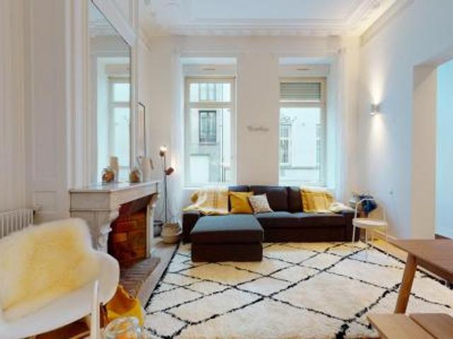 location appartement lille 1 pièce 255 m2 nord 59800 894 € / mois
