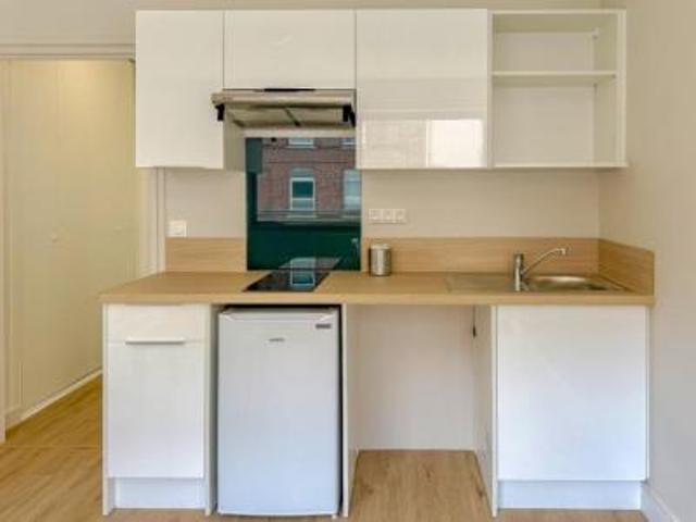 location appartement lille 1 pièce 20 m2 nord 59000 620 € / mois