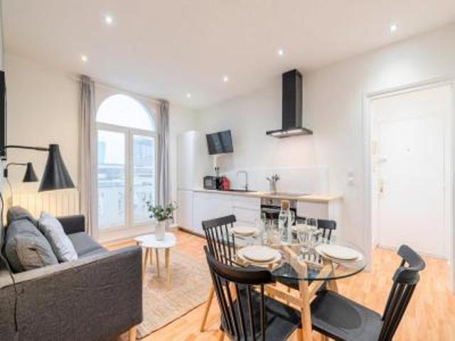 location appartement lille 3 pièces 44 m2 nord 59800 1150 € / mois
