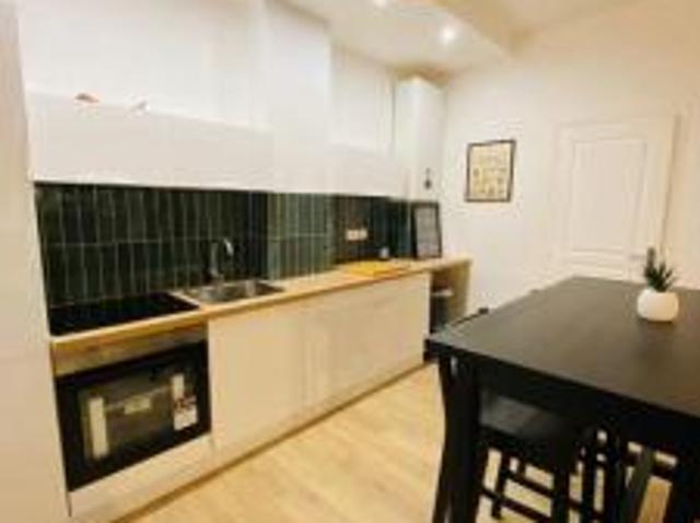 location appartement lille 3 pièces 50 m2 nord 59000 1160 € / mois