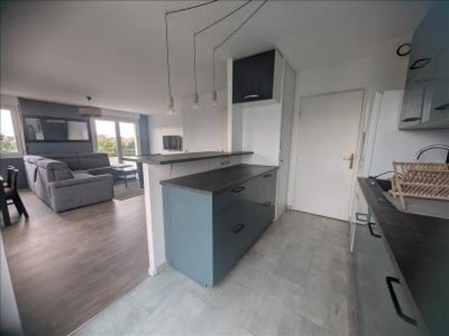 location appartement lille 3 pièces 69 m2 nord 59800 1380 € / mois