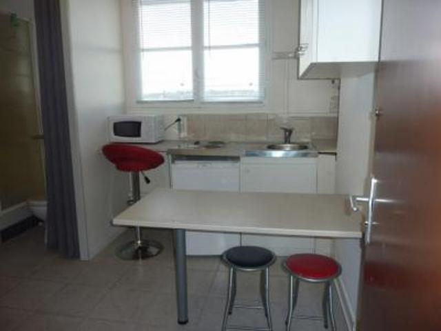 location appartement lisieux 1 pièce 10 m2 calvados 14100 320 € / mois
