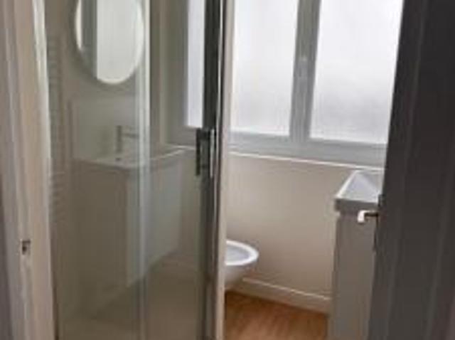 location appartement lisieux 1 pièce 25 m2 calvados 14100 496 € / mois
