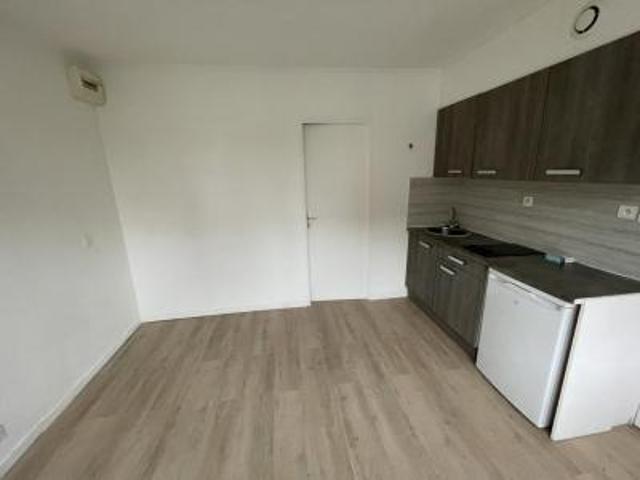 location appartement longuenesse 1 pièce 16 m2 pas de calais 62219 380 € / mois