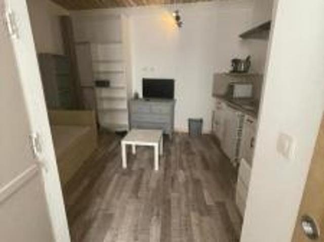 location appartement lorgues 1 pièce 17 m2 var 83510 500 € / mois