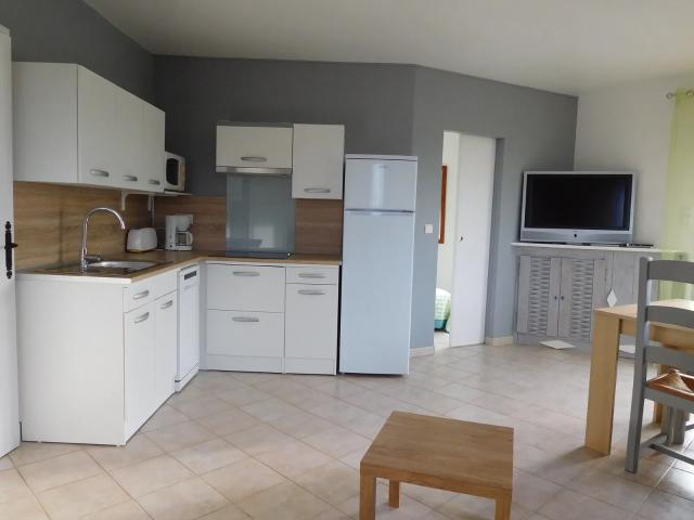 Location Appartement Lotissement La Calcine, Llauro
