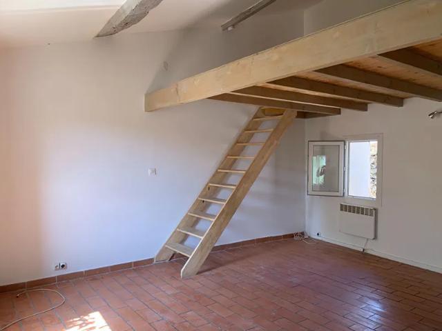 Location Appartement Lotissement la Farandole, Lambesc