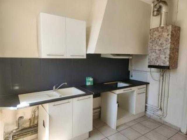location appartement lunel 3 pièces 83 m2 herault 34400 780 € / mois