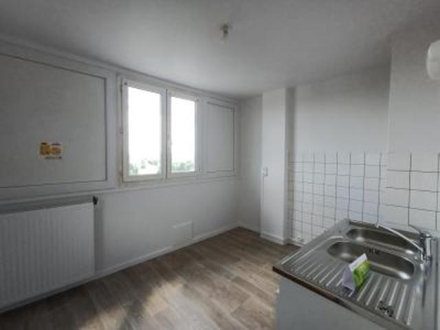 location appartement luxeuil les bains 5 pièces 95 m2 haute saone 70300 594 € / mois