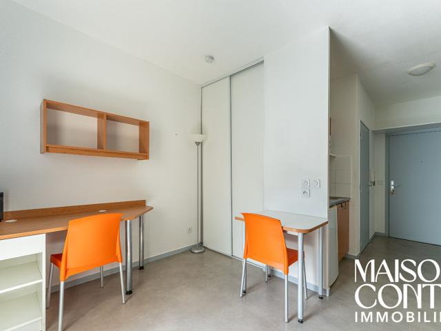 LOCATION: Appartement Lyon 1 pièce 20 m2 LYON 07