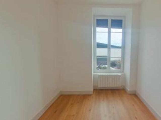 location appartement lyon 2eme arrondissement 3 pièces 66 m2 rhone 69002 1103 € / mois